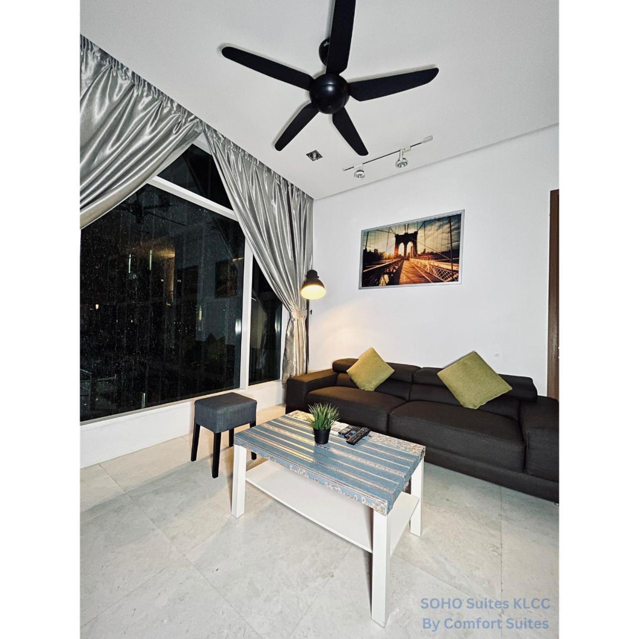 Soho Suites Klcc By Comfort Suites Куала-Лумпур Экстерьер фото